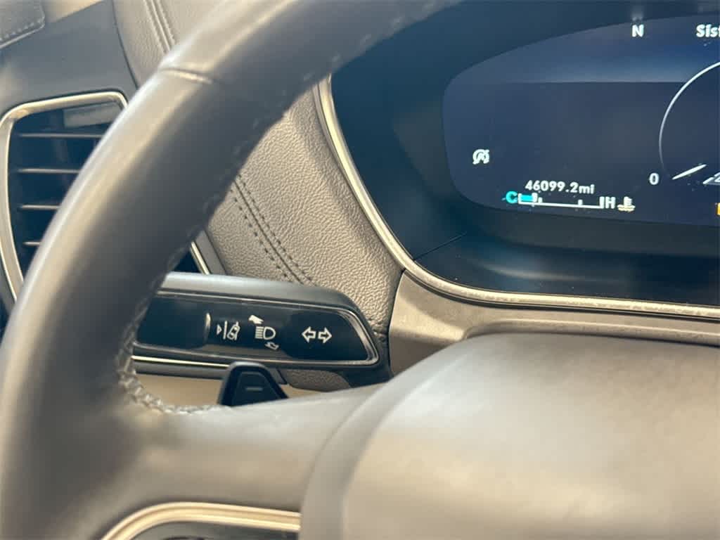 Thumbnail: 2019 Lincoln Nautilus - 28