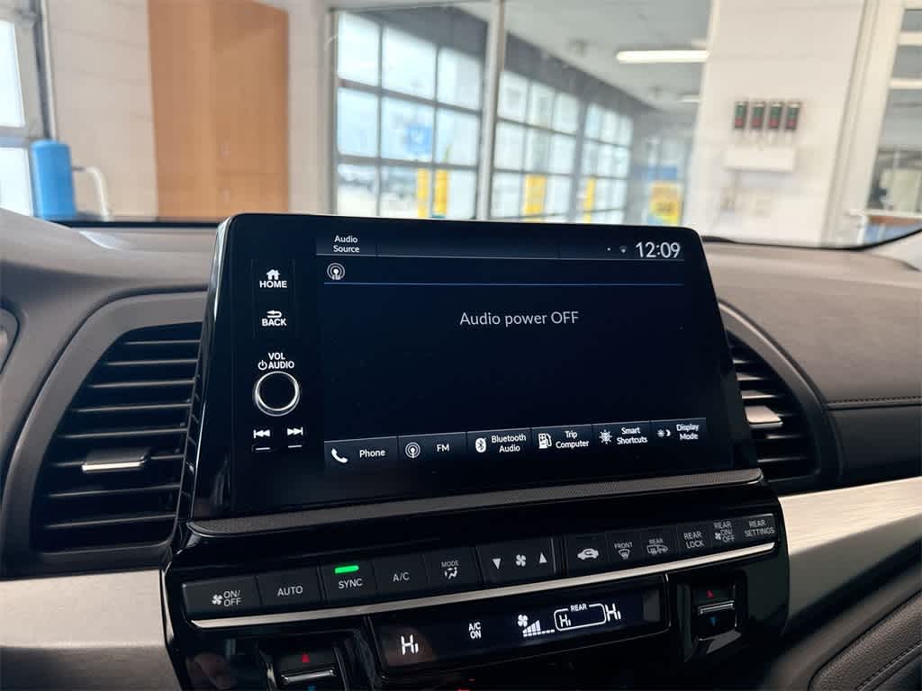 Thumbnail: 2025 Honda Odyssey - 30