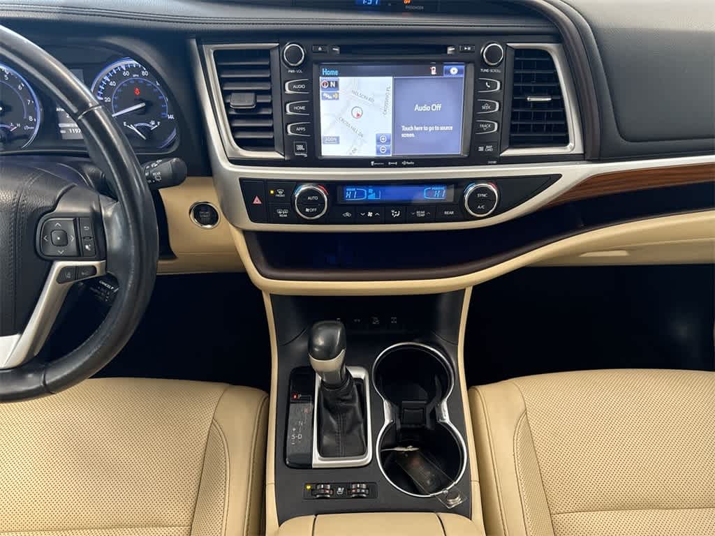 Thumbnail: 2018 Toyota Highlander - 30