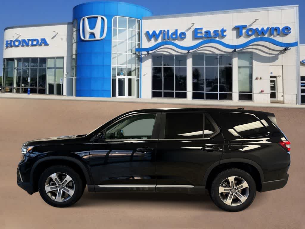 Thumbnail: 2023 Honda Pilot - 5