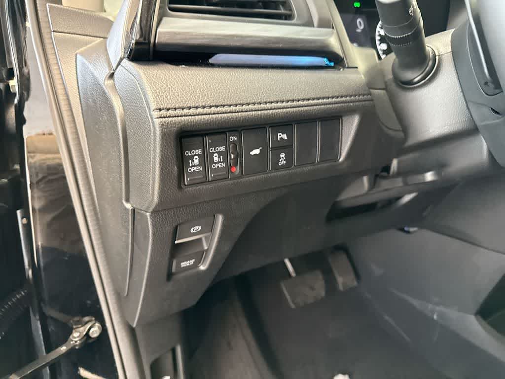 Thumbnail: 2025 Honda Odyssey - 42