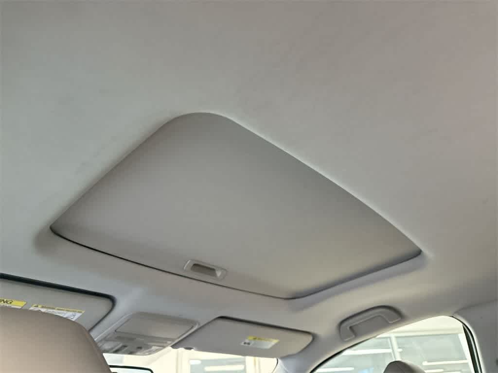 Thumbnail: 2016 Honda Pilot - 20