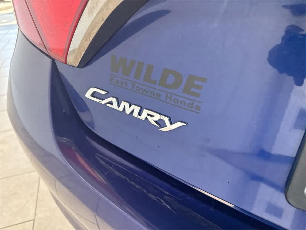Thumbnail: 2015 Toyota Camry - 13