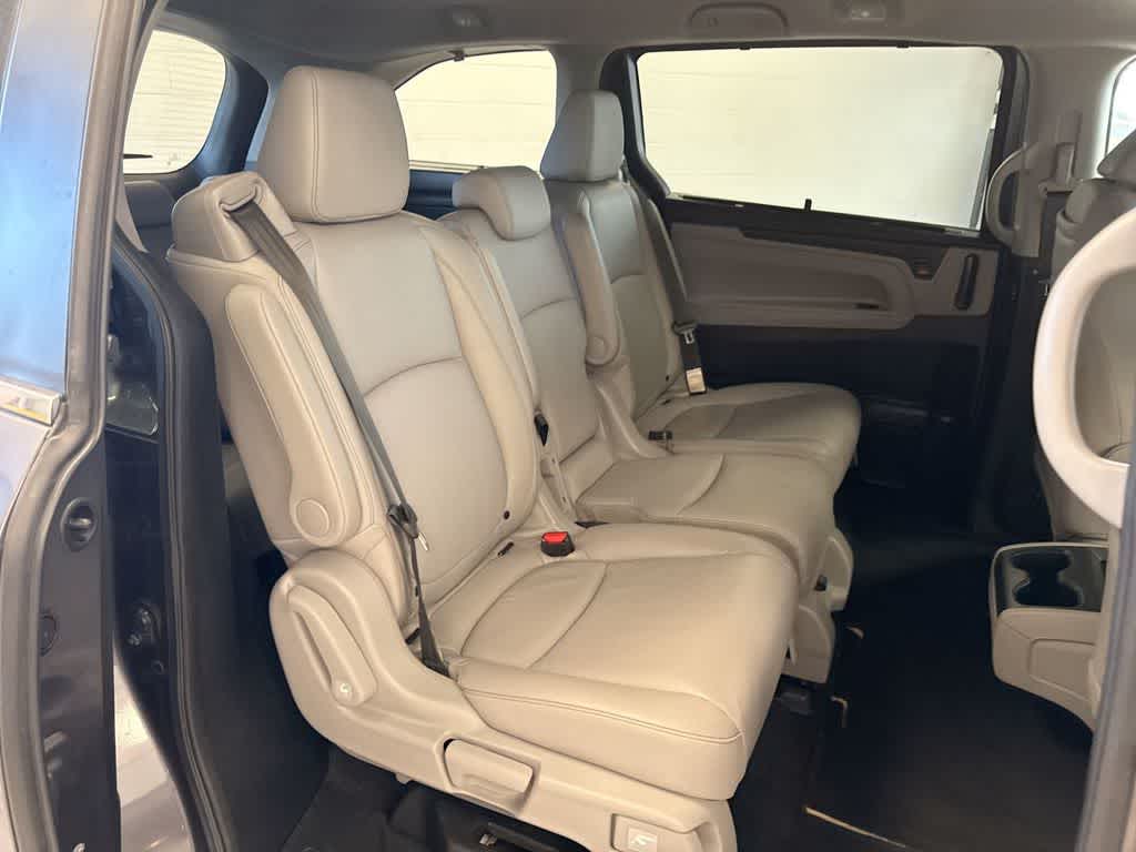 Thumbnail: 2023 Honda Odyssey - 23