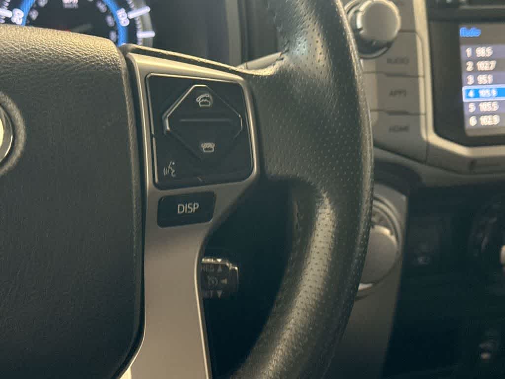 Thumbnail: 2015 Toyota 4Runner - 27