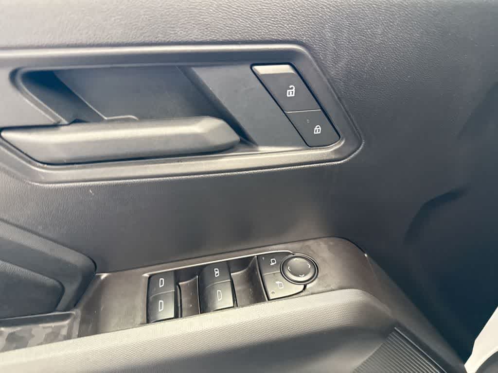 Thumbnail: 2025 Chevrolet Colorado - 19