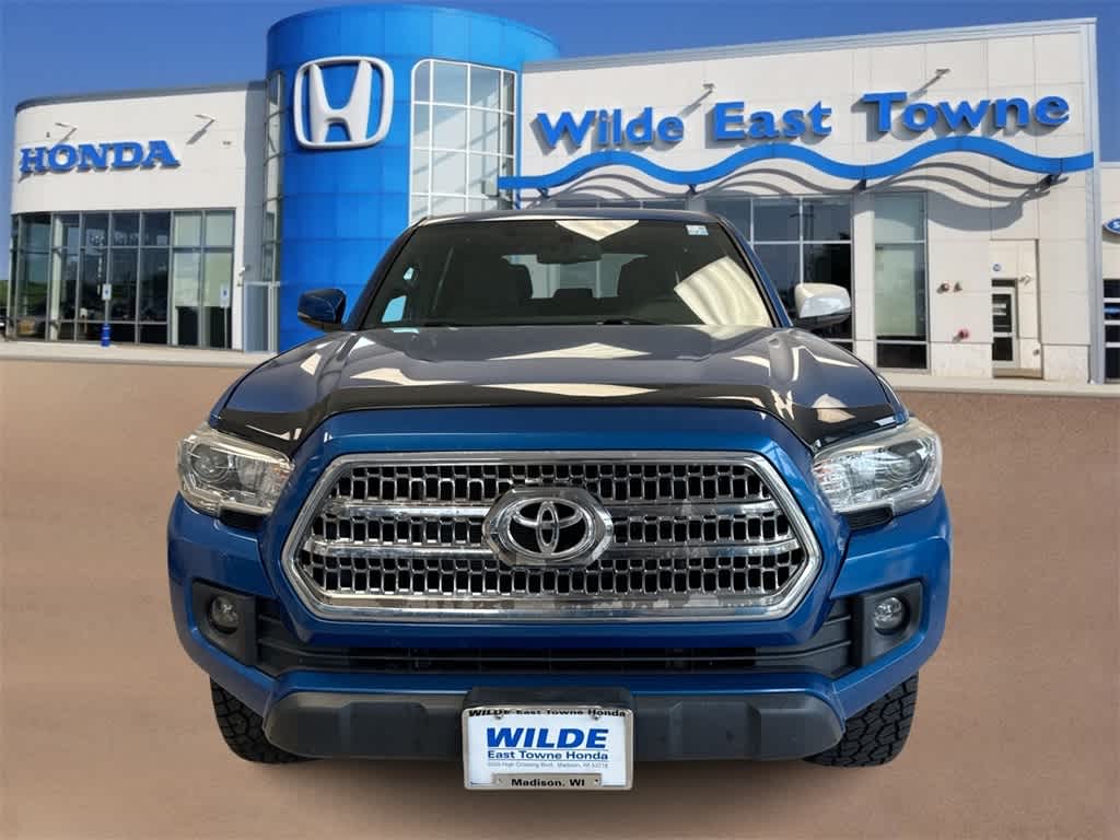 2017 Toyota Tacoma SR5 Sport TRD Pro photo 3