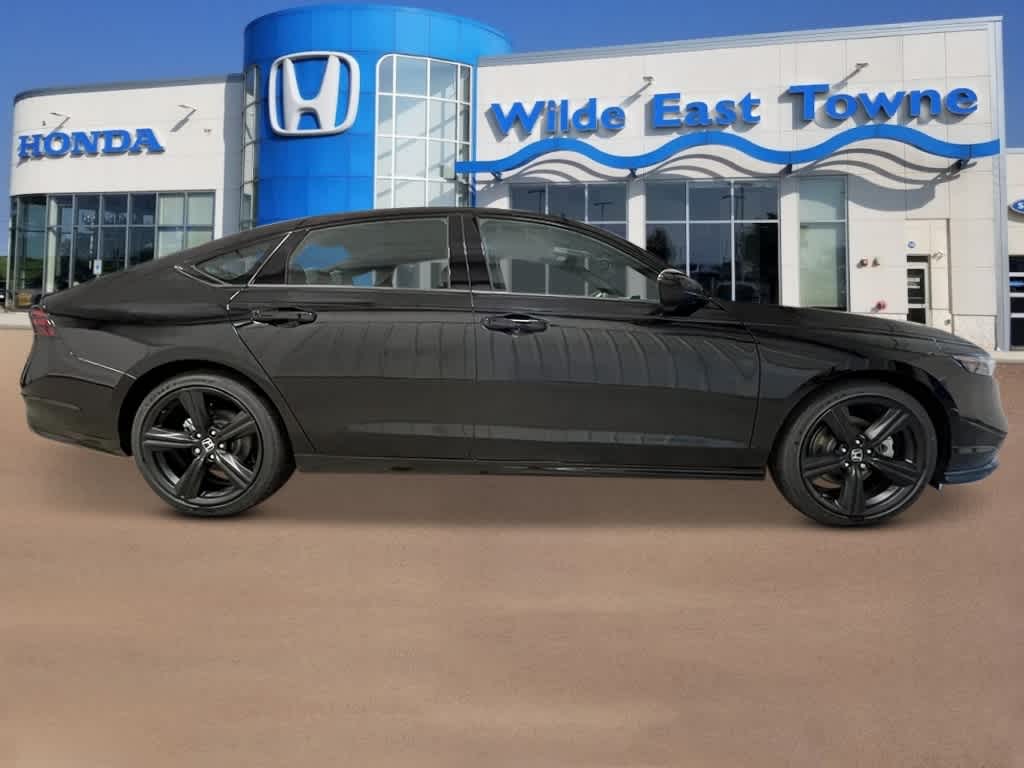 Thumbnail: 2025 Honda Accord - 8