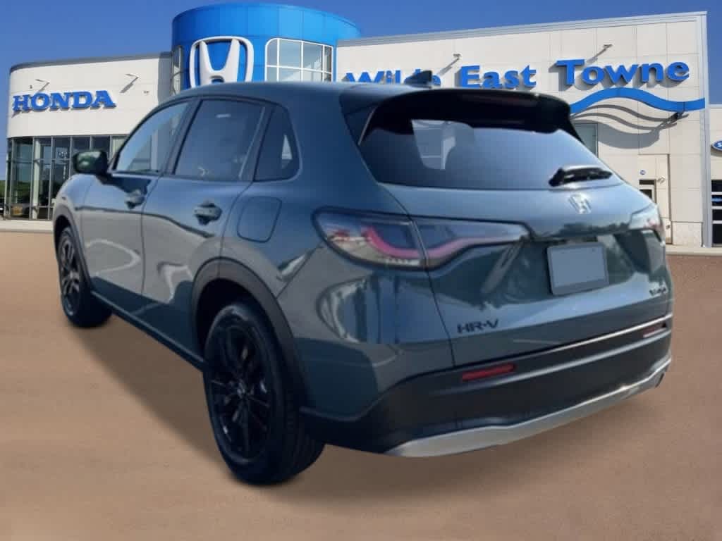 Thumbnail: 2026 Honda HR-V - 3
