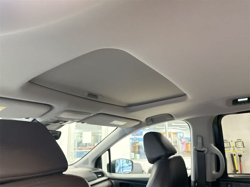 Thumbnail: 2019 Honda Odyssey - 19