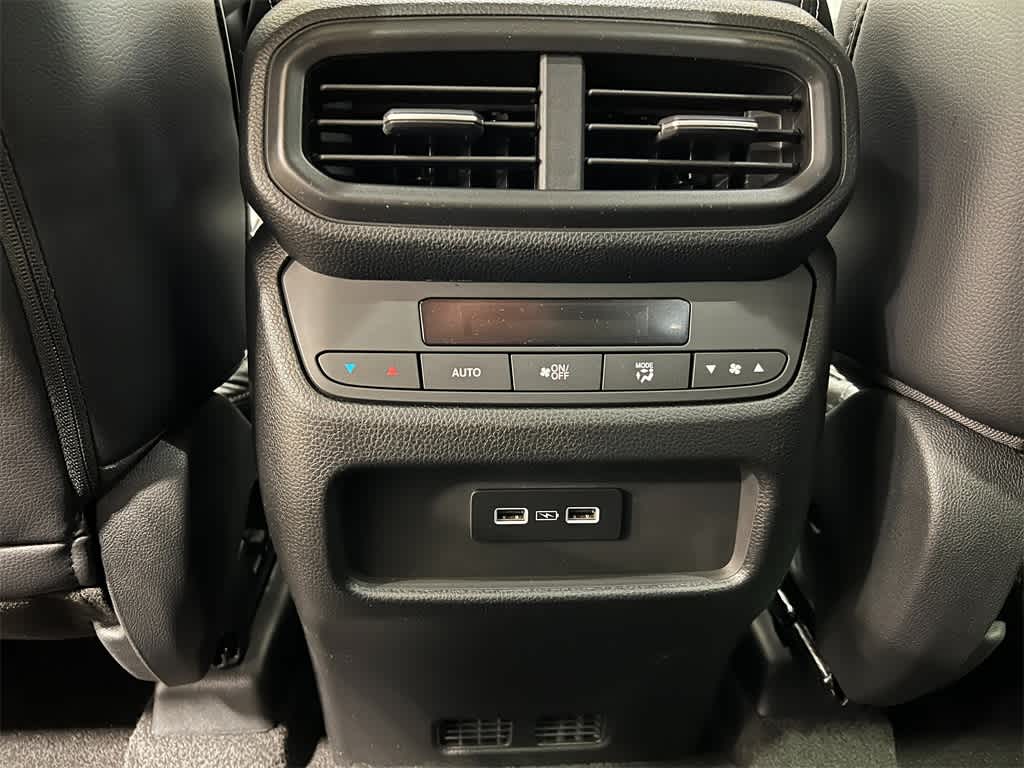 Thumbnail: 2025 Honda Pilot - 30