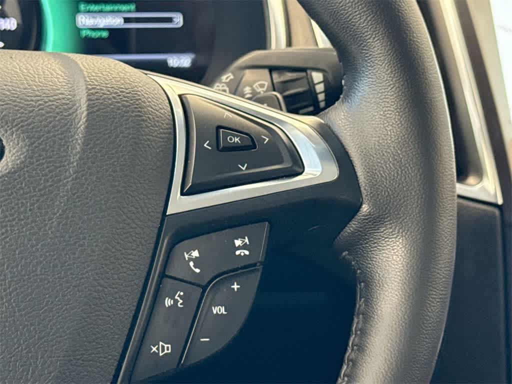 Thumbnail: 2019 Ford Edge - 27