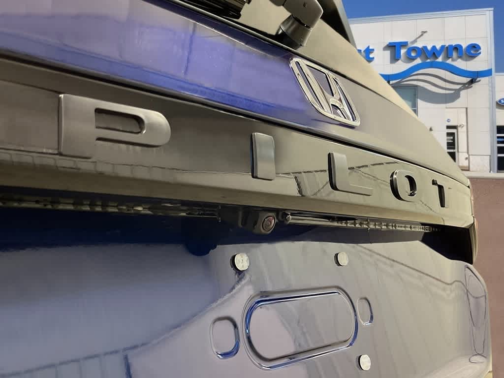 2025 Honda Pilot EX-L 6