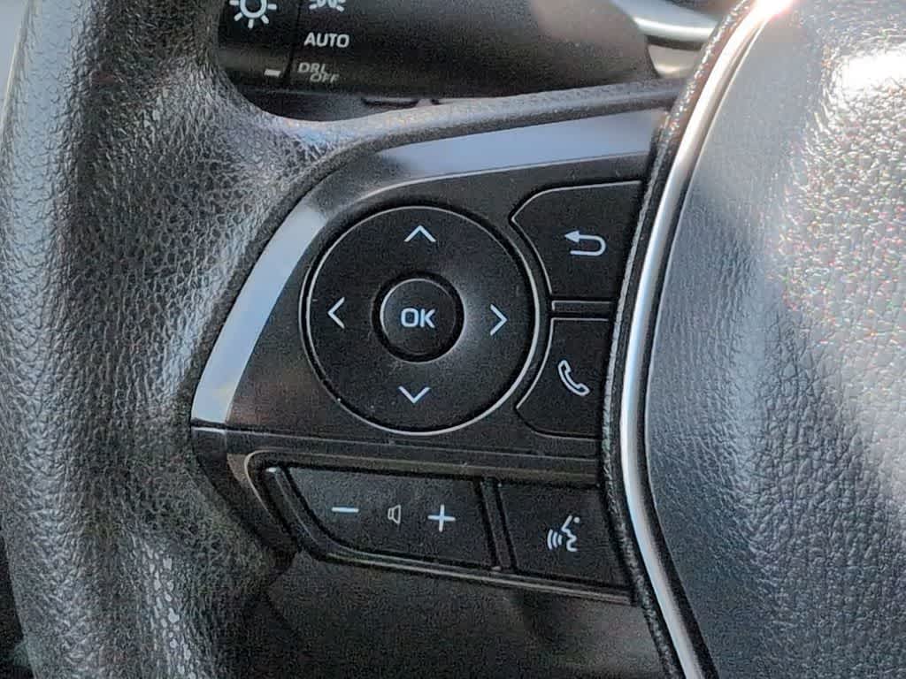 Thumbnail: 2019 Toyota Camry - 23