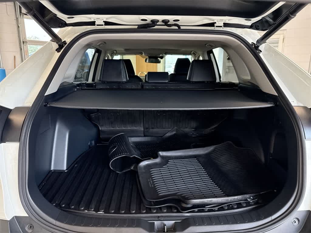 Thumbnail: 2022 Toyota RAV4 - 35