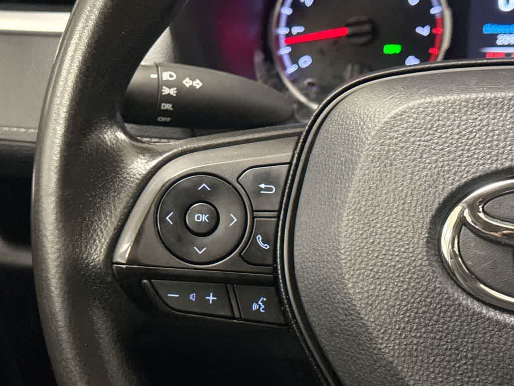 Thumbnail: 2022 Toyota RAV4 - 26