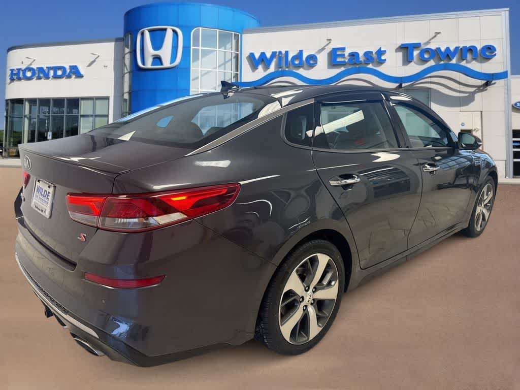 Thumbnail: 2019 Kia Optima - 8