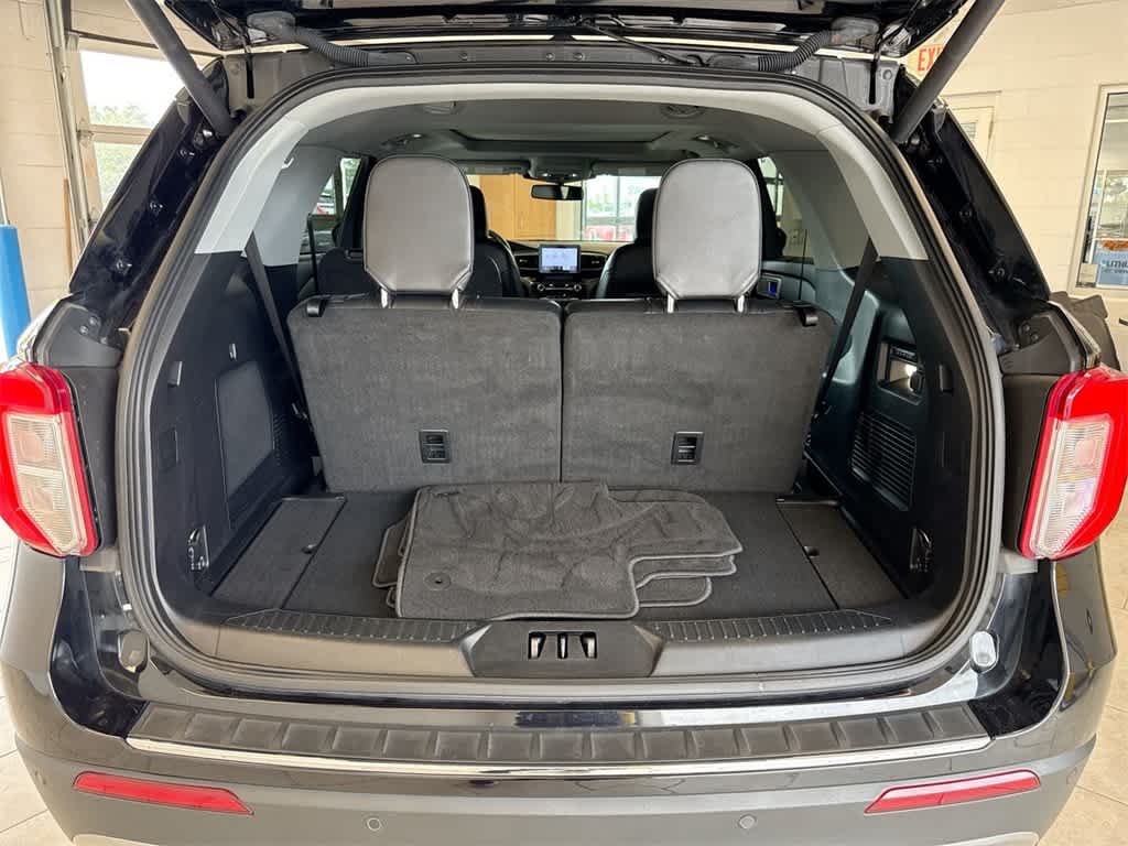 Thumbnail: 2022 Ford Explorer - 37