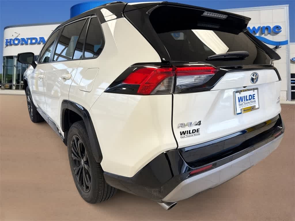 Thumbnail: 2022 Toyota RAV4 - 6
