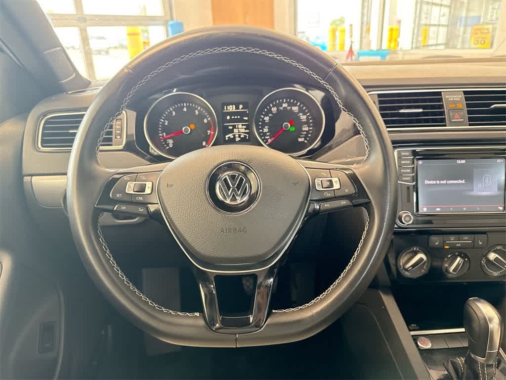 Thumbnail: 2016 Volkswagen Jetta - 23