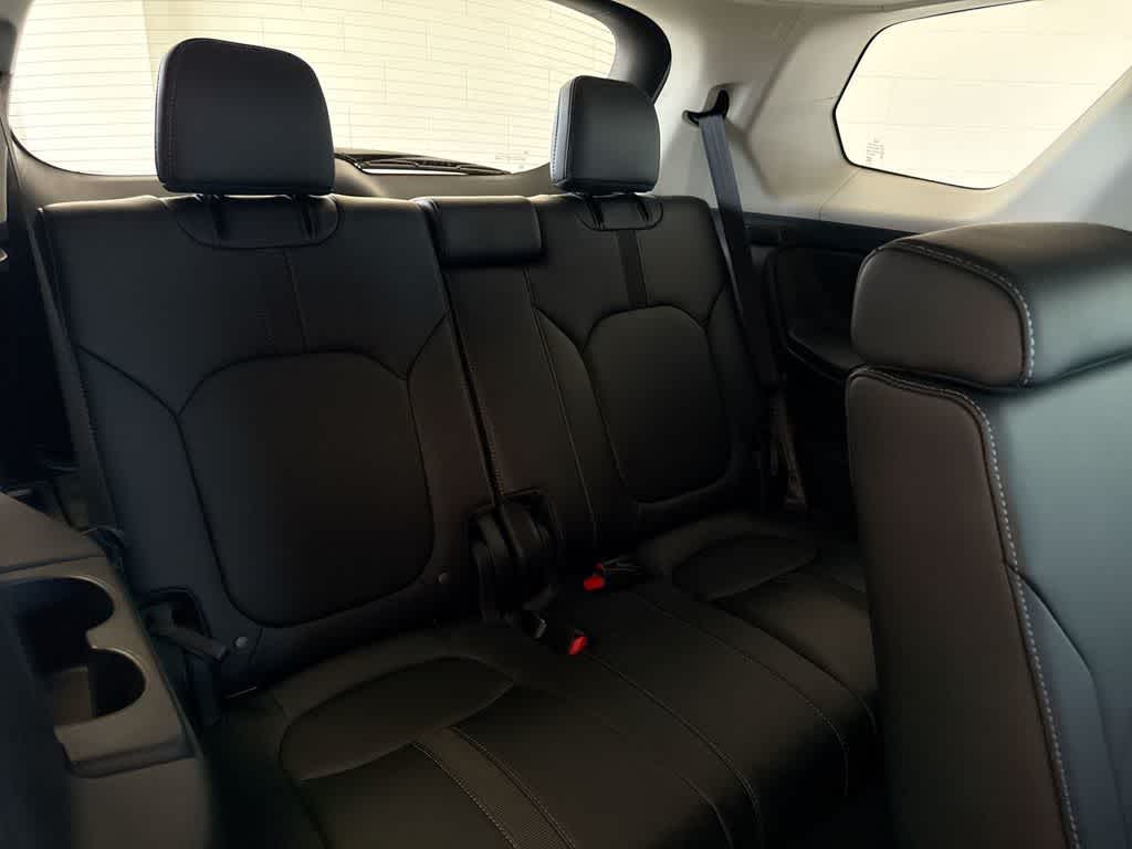 Thumbnail: 2025 Honda Pilot - 25