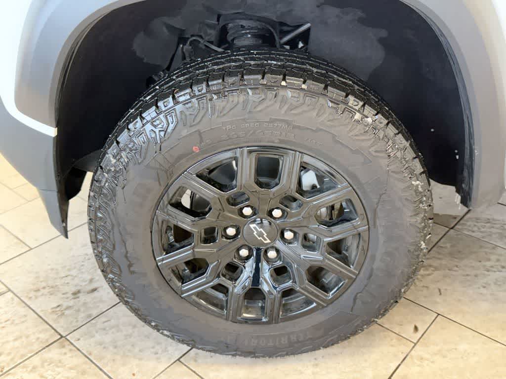 Thumbnail: 2025 Chevrolet Colorado - 15