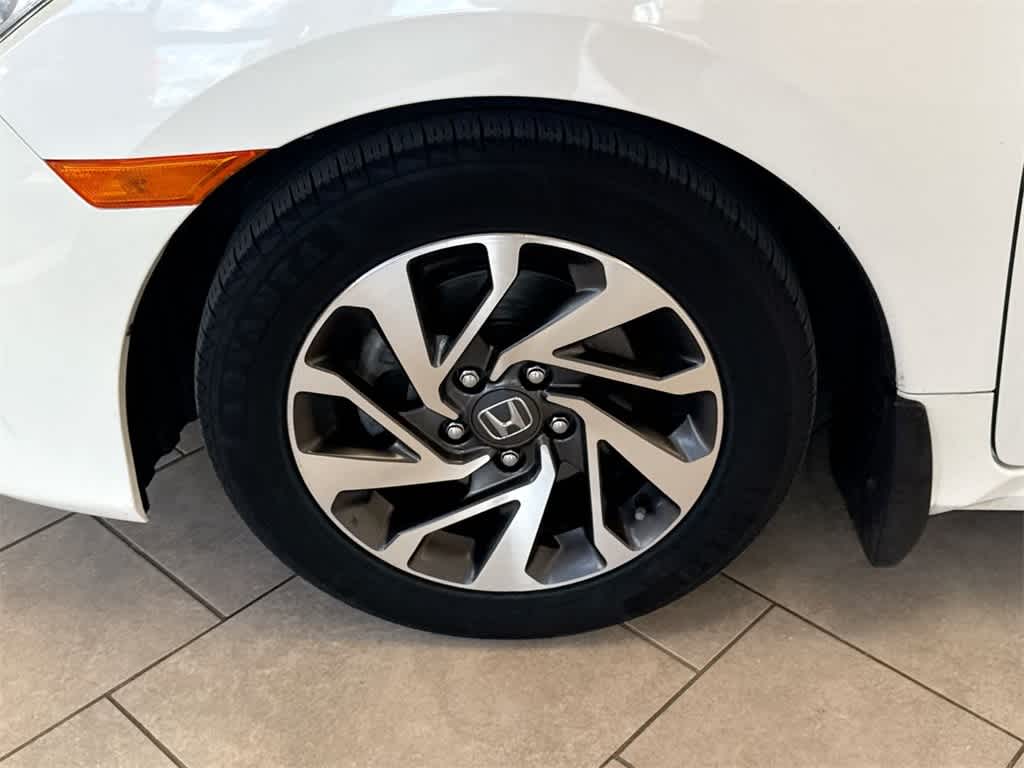 Thumbnail: 2016 Honda Civic - 13
