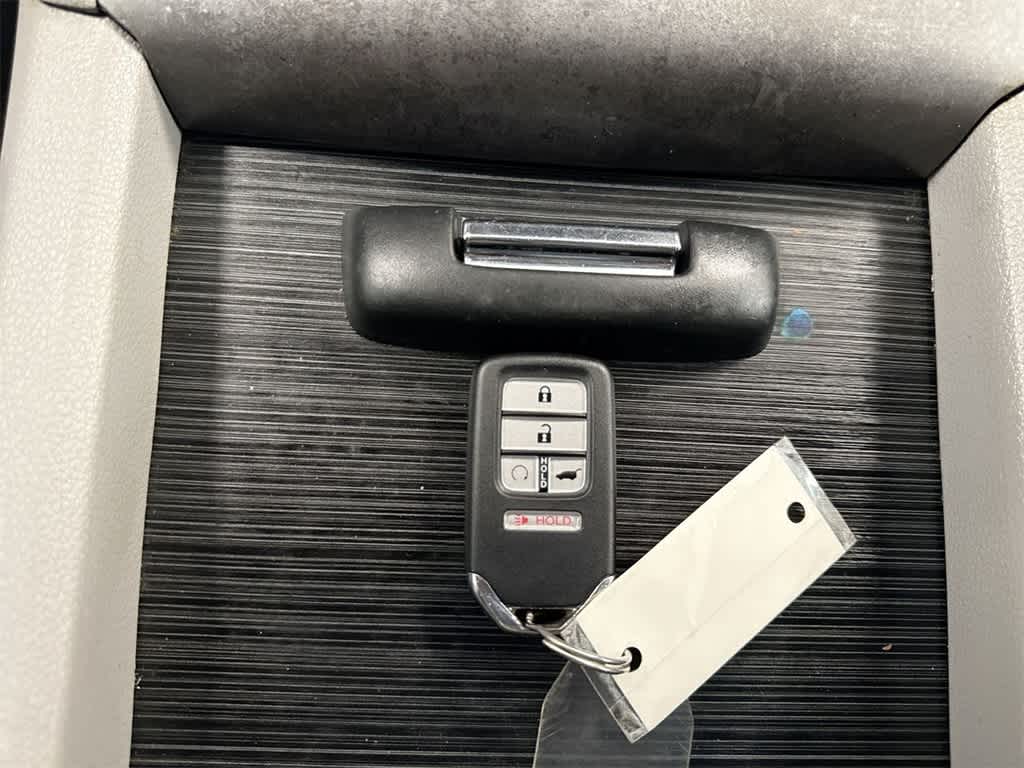 Thumbnail: 2016 Honda Pilot - 37