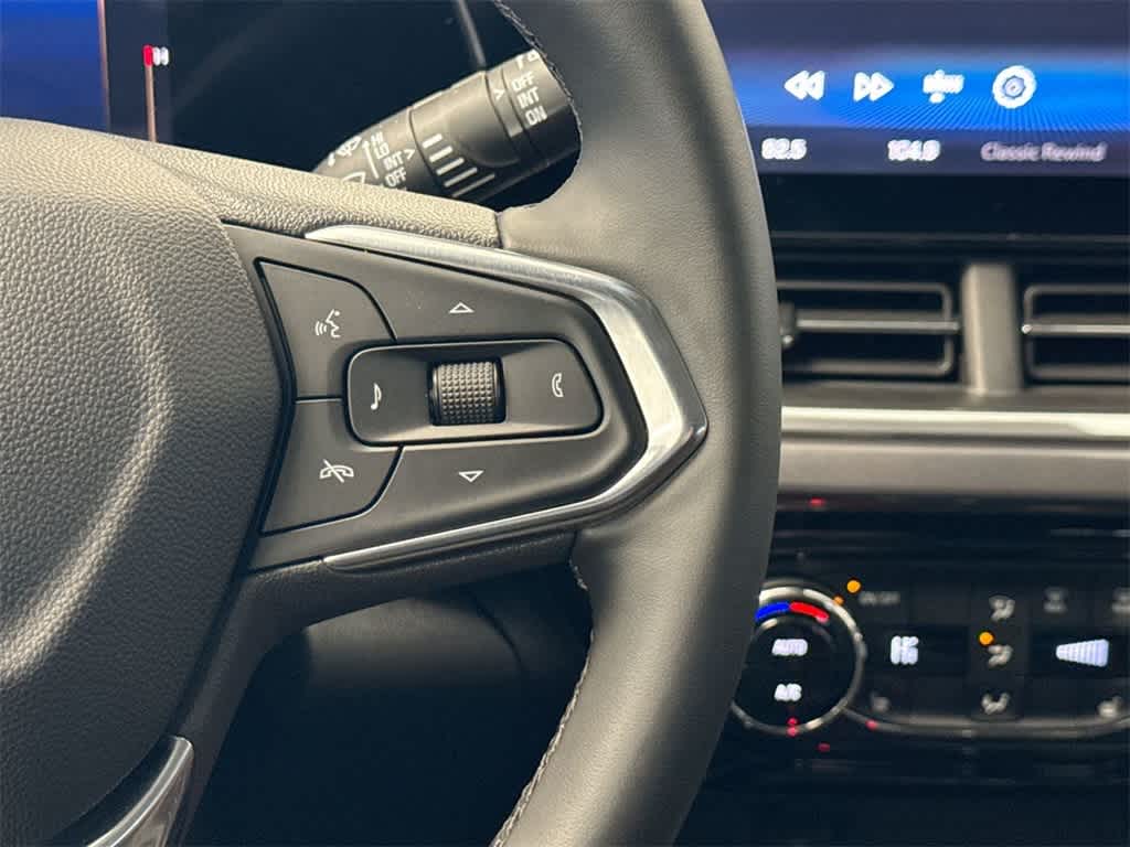 Thumbnail: 2024 Chevrolet Trax - 26