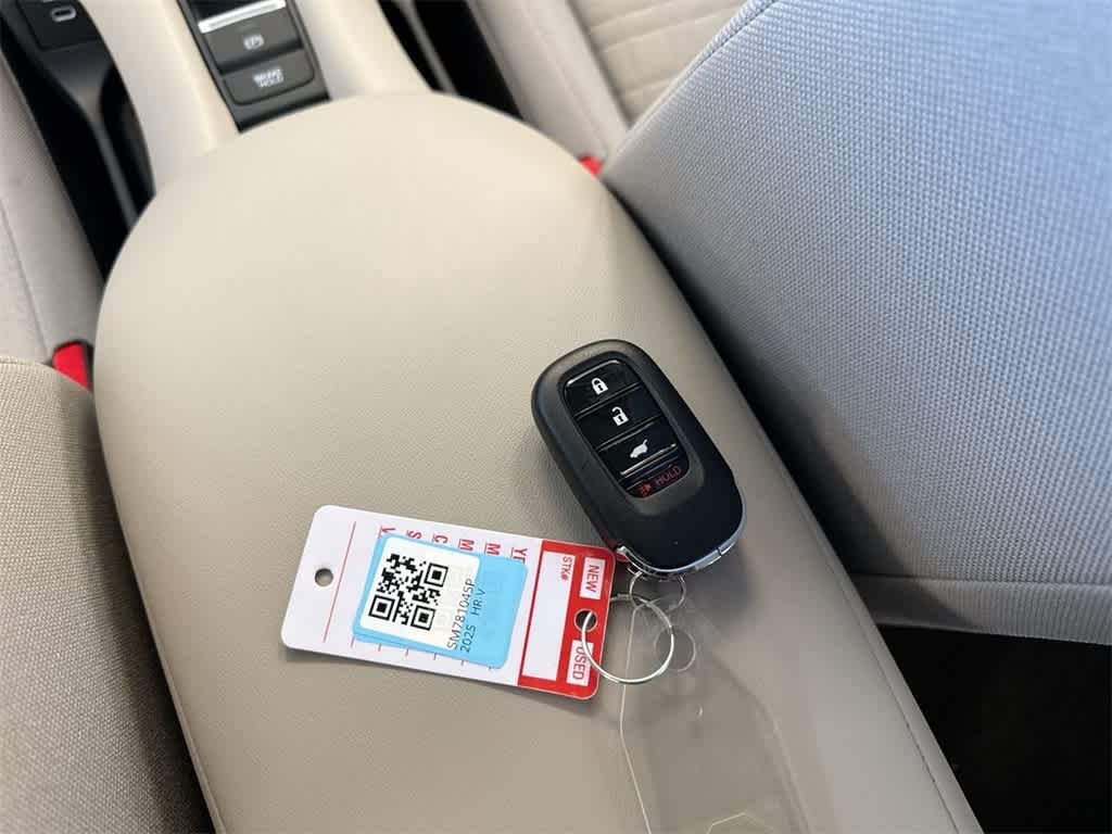 Thumbnail: 2025 Honda HR-V - 34