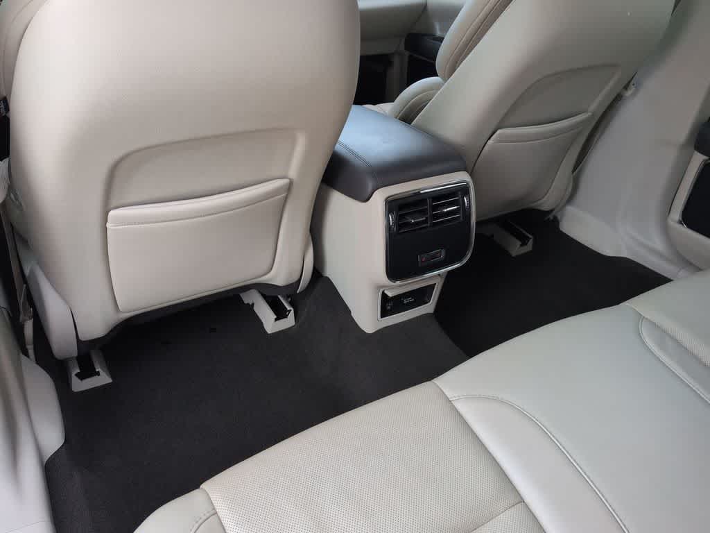 Thumbnail: 2019 Lincoln Continental - 18