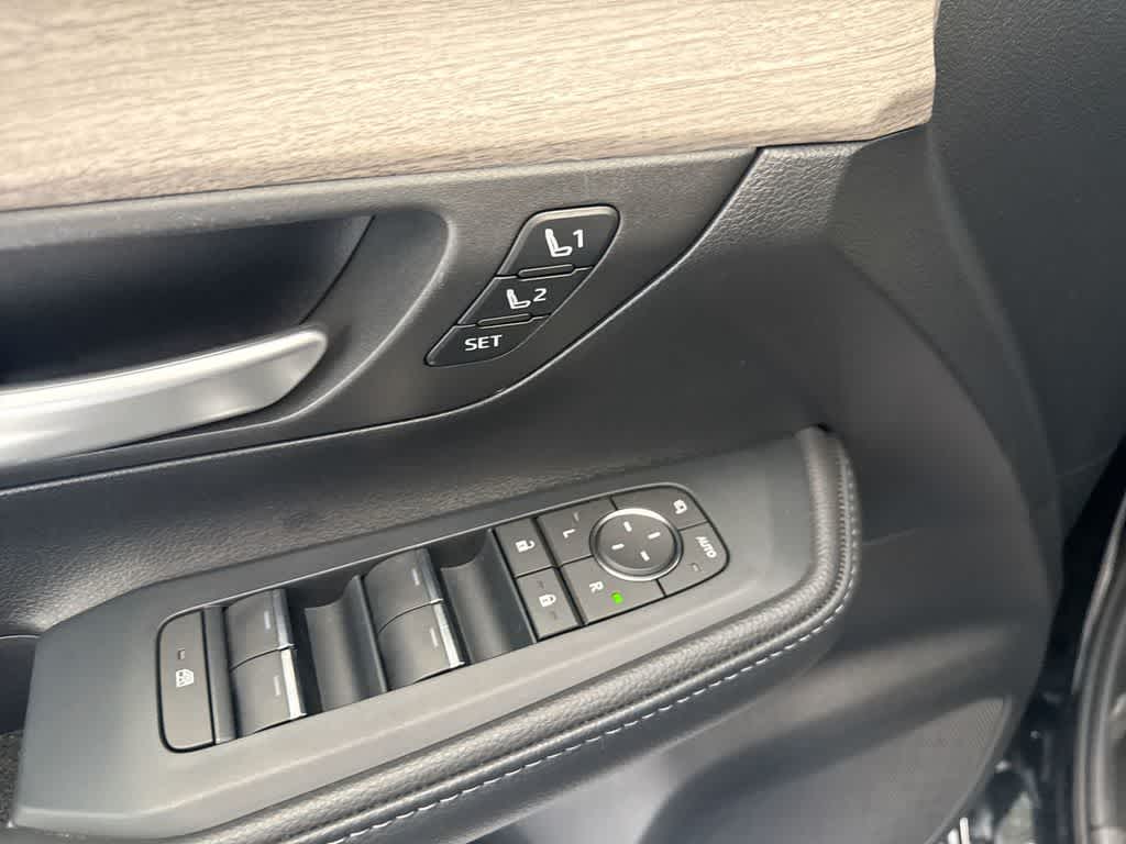 Thumbnail: 2024 Toyota Grand Highlander - 20