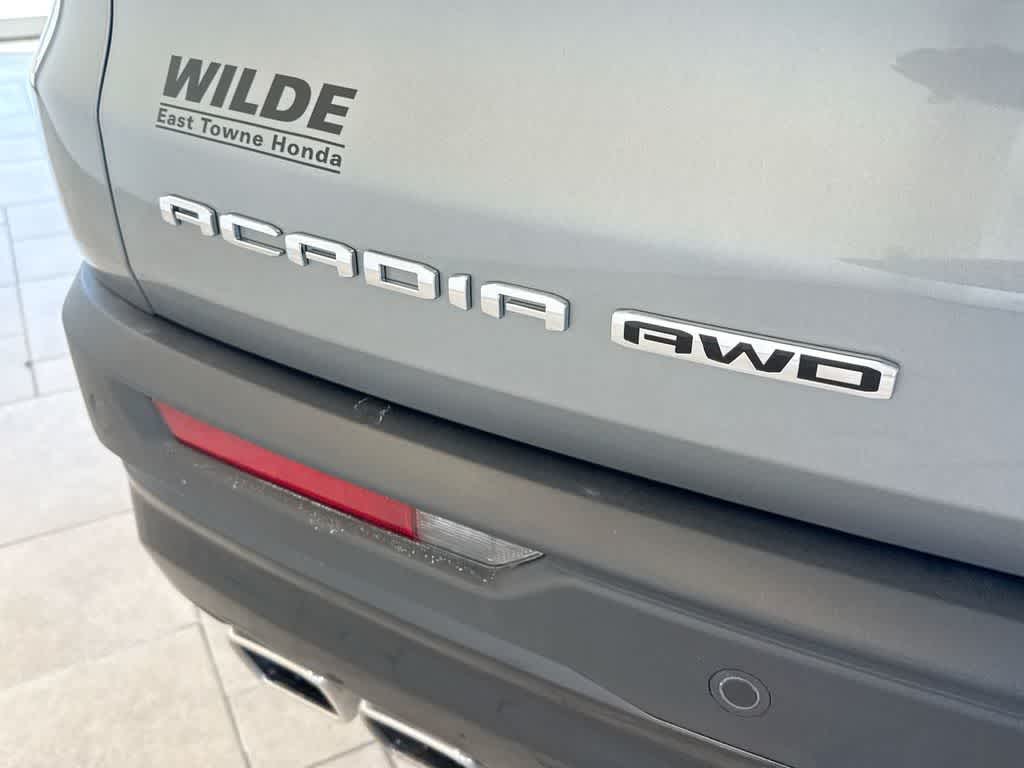 Thumbnail: 2025 GMC Acadia - 15