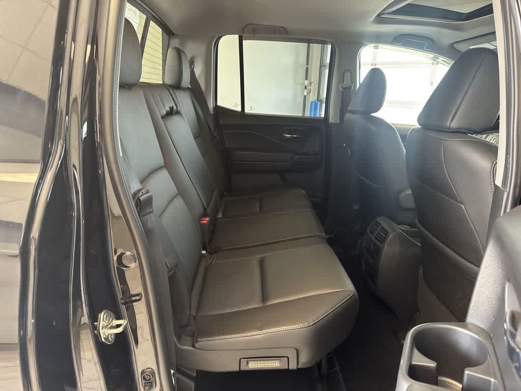 Thumbnail: 2019 Honda Ridgeline - 25