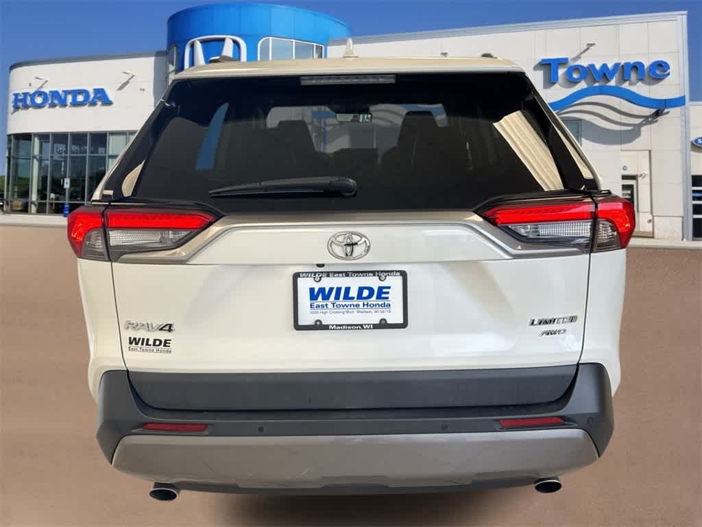 Thumbnail: 2020 Toyota RAV4 - 7