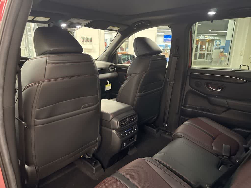 Thumbnail: 2025 Honda Pilot - 18