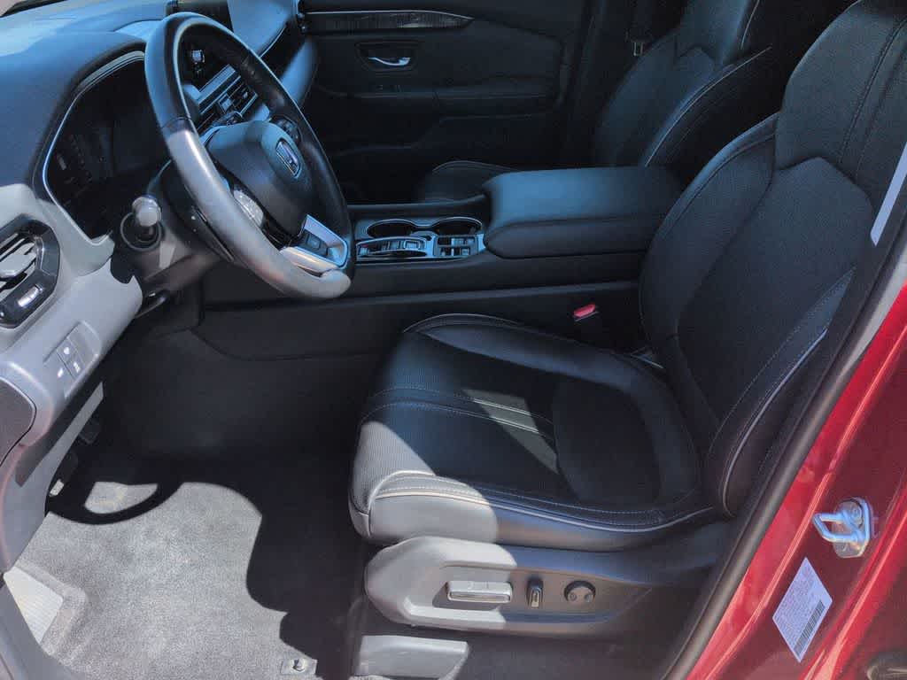Thumbnail: 2023 Honda Pilot - 18