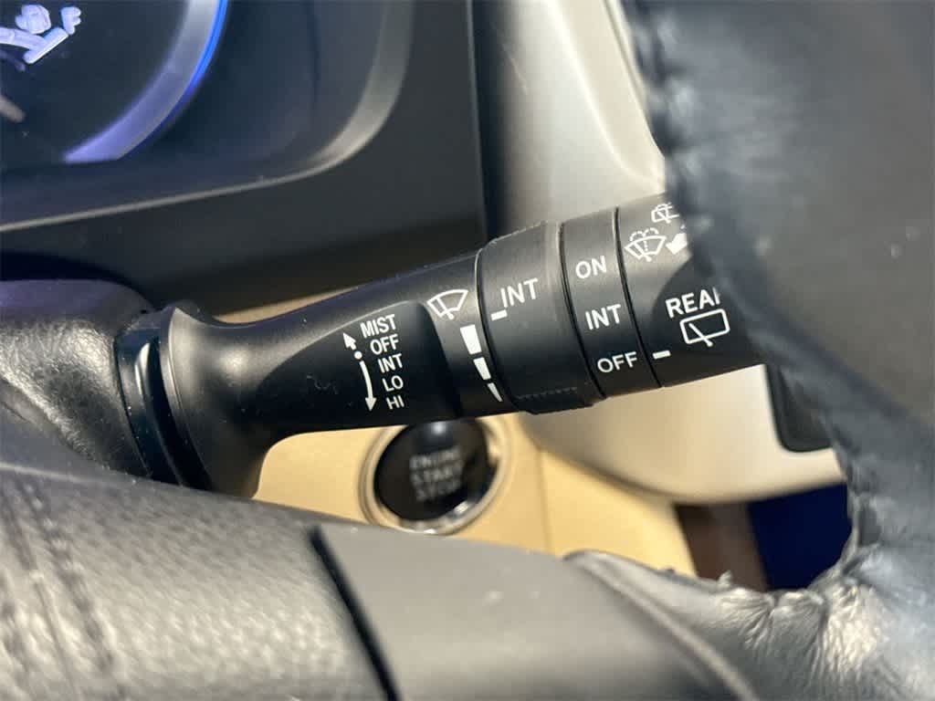 Thumbnail: 2018 Toyota Highlander - 28