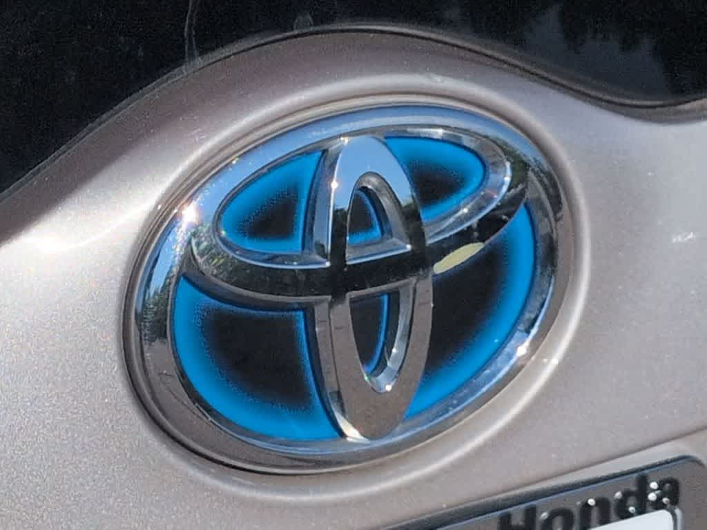 Thumbnail: 2018 Toyota Prius Prime - 12