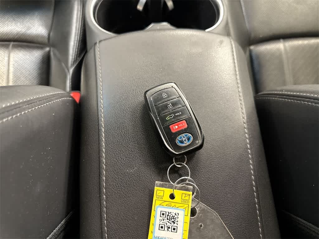 Thumbnail: 2021 Toyota Venza - 36