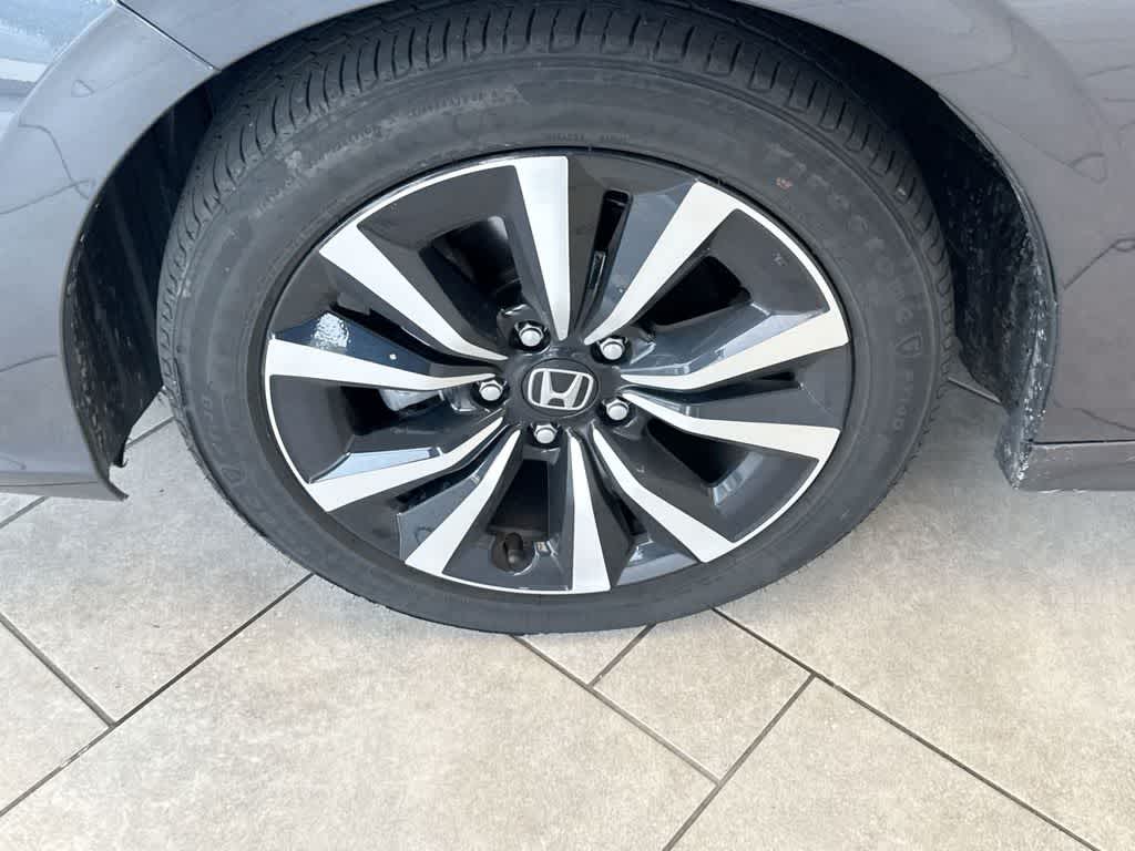 Thumbnail: 2024 Honda Civic - 14