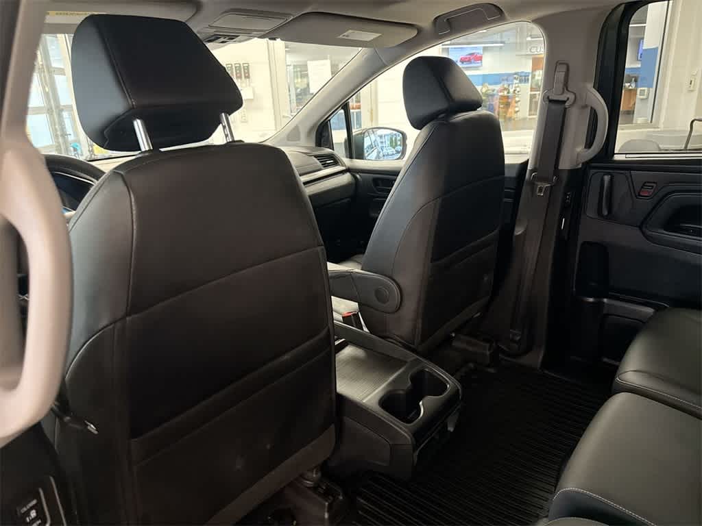 Thumbnail: 2023 Honda Odyssey - 18