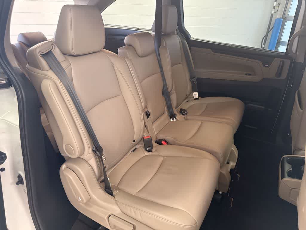 Thumbnail: 2023 Honda Odyssey - 27