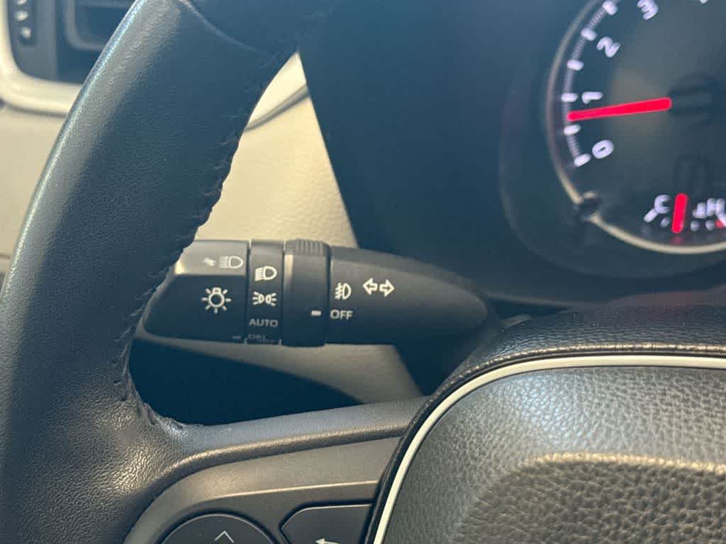 Thumbnail: 2021 Toyota RAV4 - 30