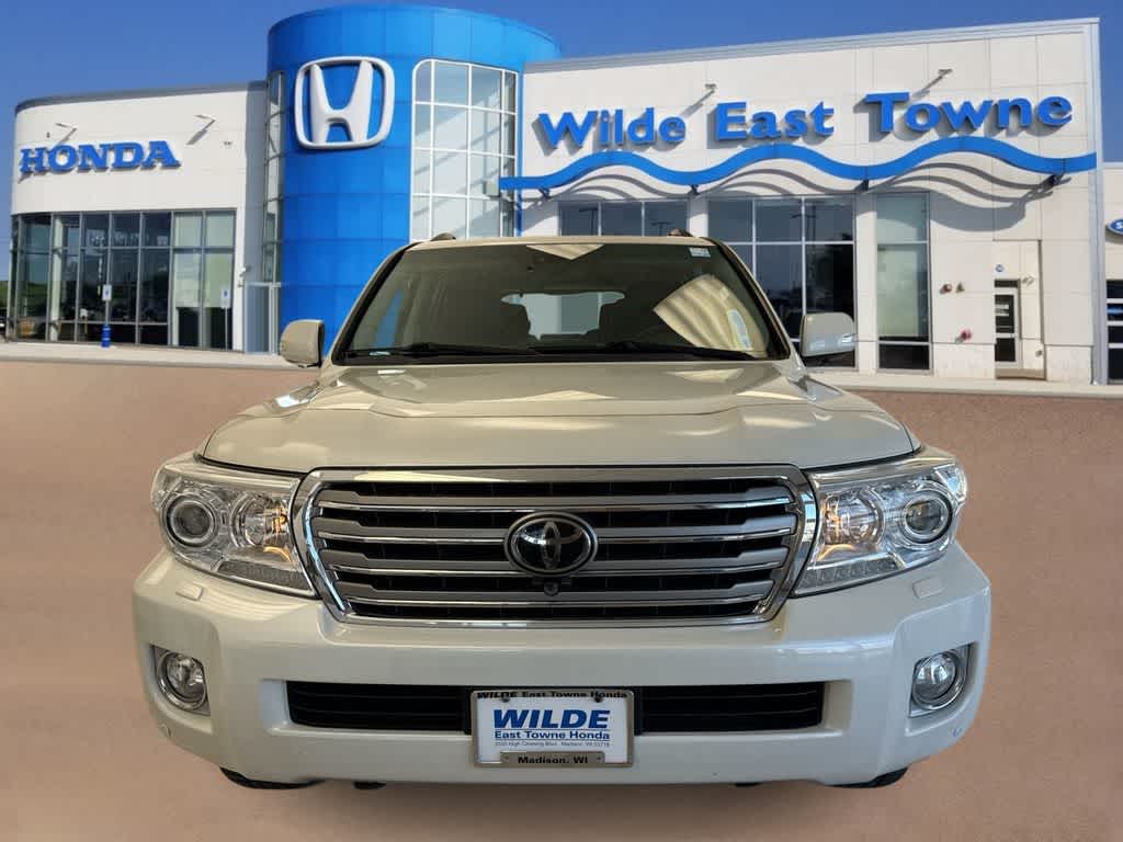 Thumbnail: 2015 Toyota Land Cruiser - 3