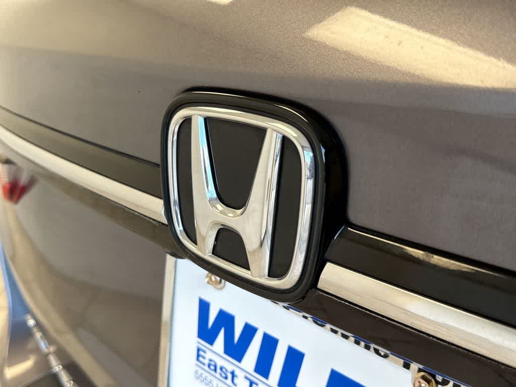 Thumbnail: 2023 Honda Odyssey - 11