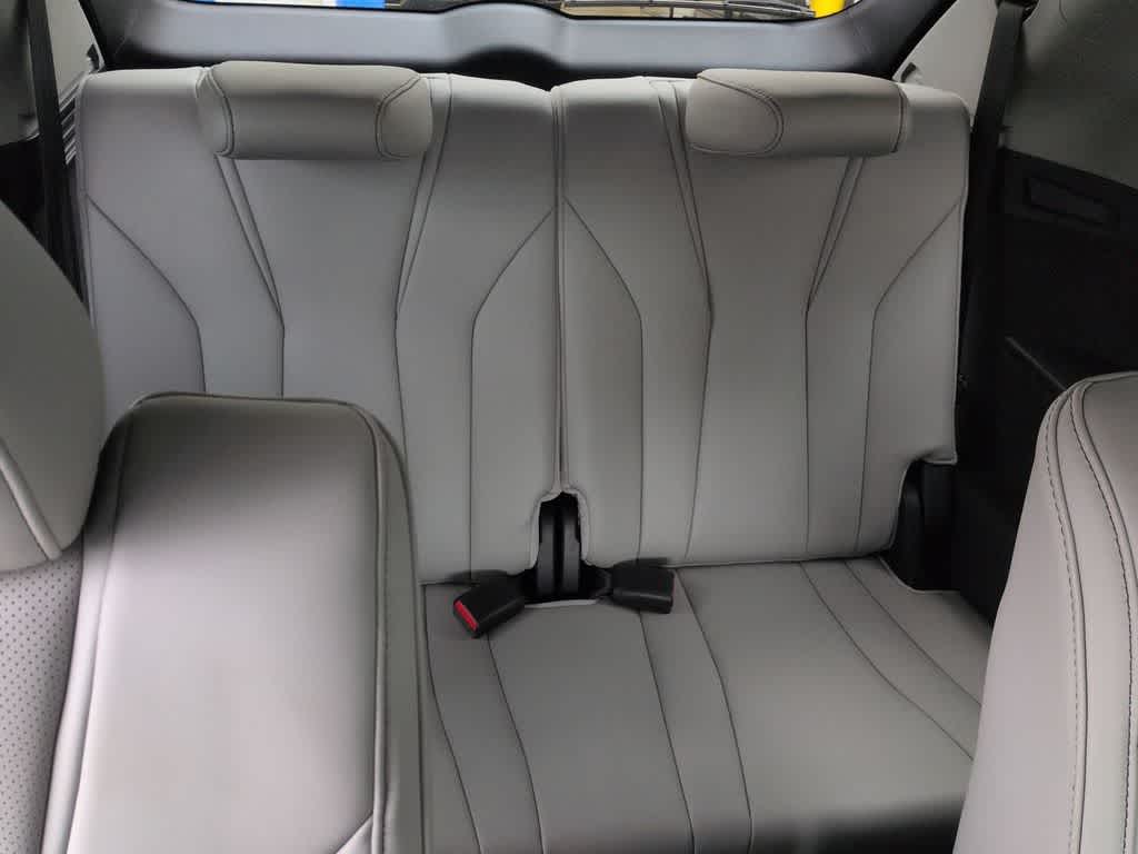 Thumbnail: 2023 Acura MDX - 24