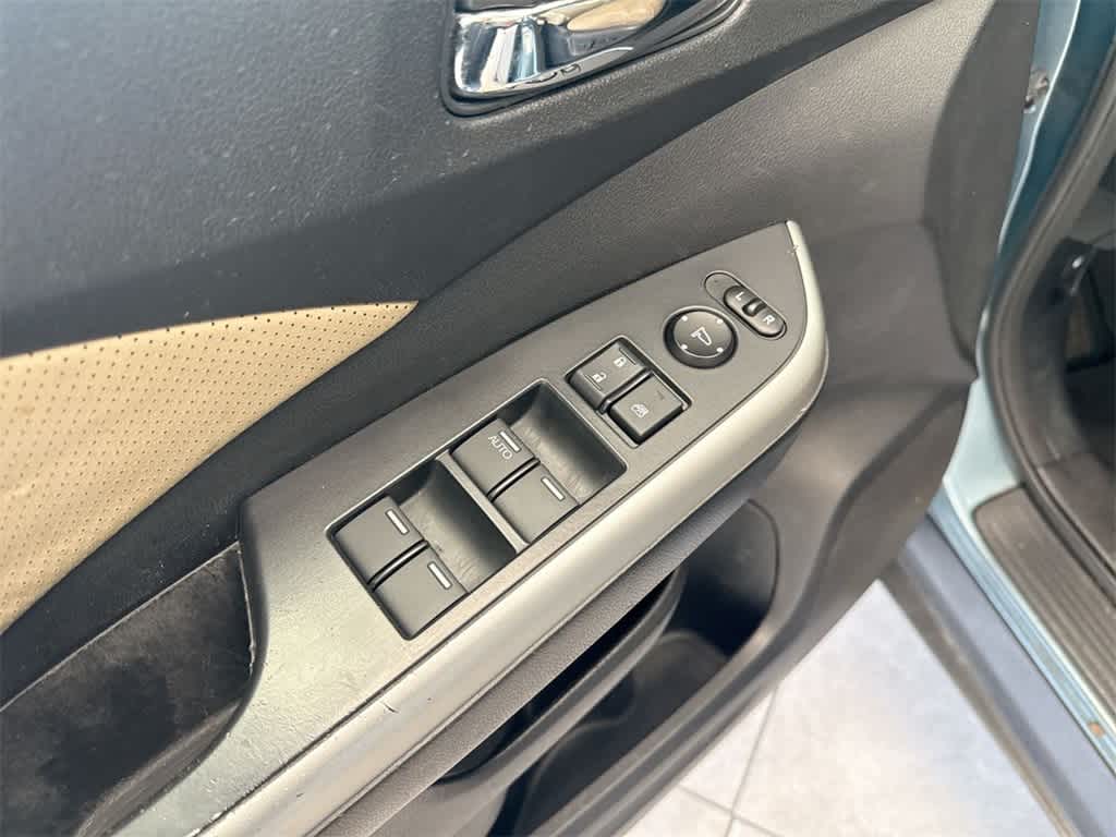 Thumbnail: 2015 Honda CR-V - 17