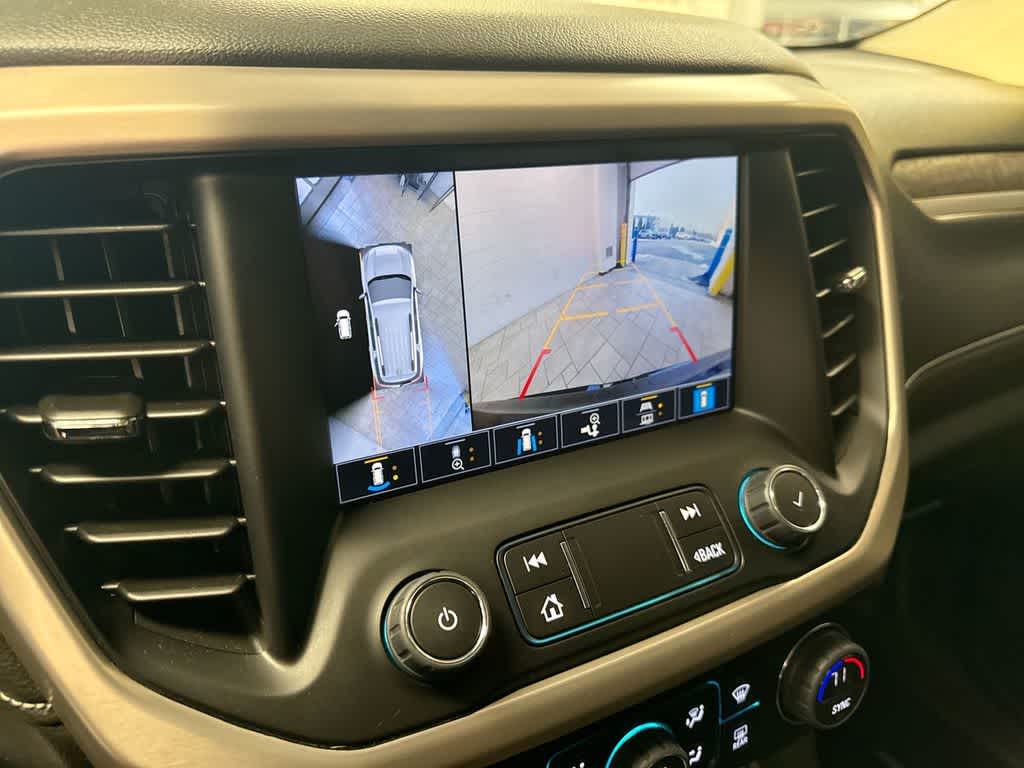 Thumbnail: 2022 GMC Acadia - 32