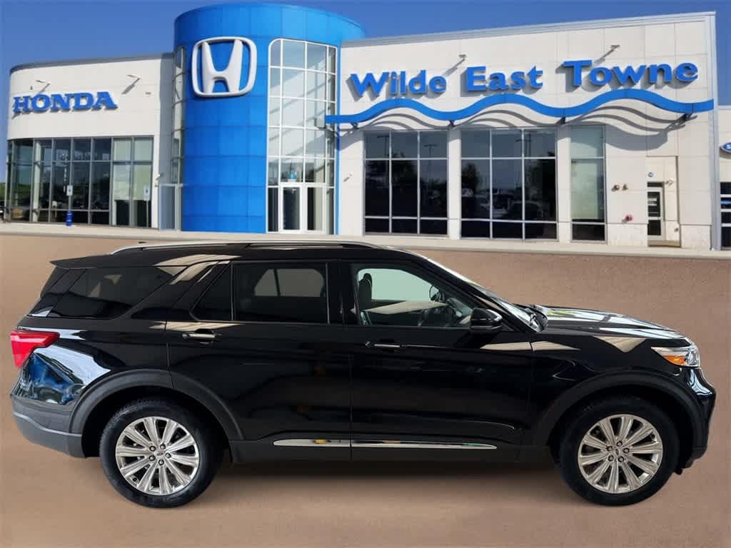 Thumbnail: 2022 Ford Explorer - 9